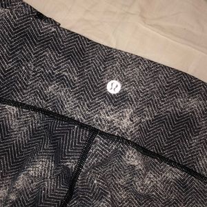 Lululemon yoga pants